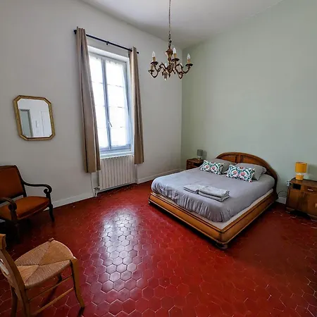 Maison De Style Tout Confort, Position Ideale, Avec Clim Et Petit Exterieur Orange  Exterior photo